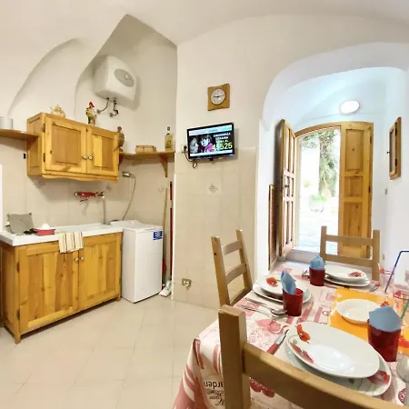 Holidaycasa Jerry * Sperlonga